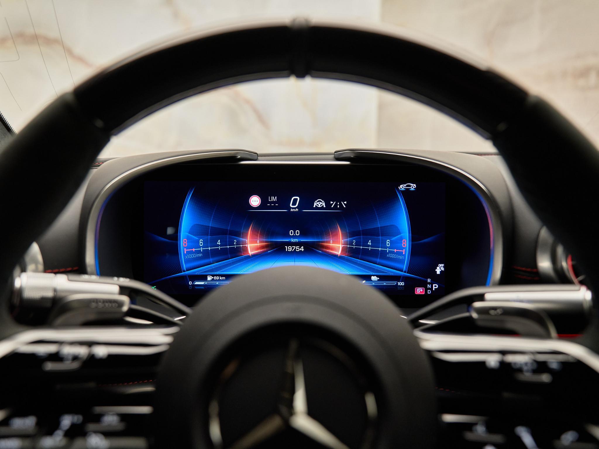 Mercedes-Benz AMG GT - 15