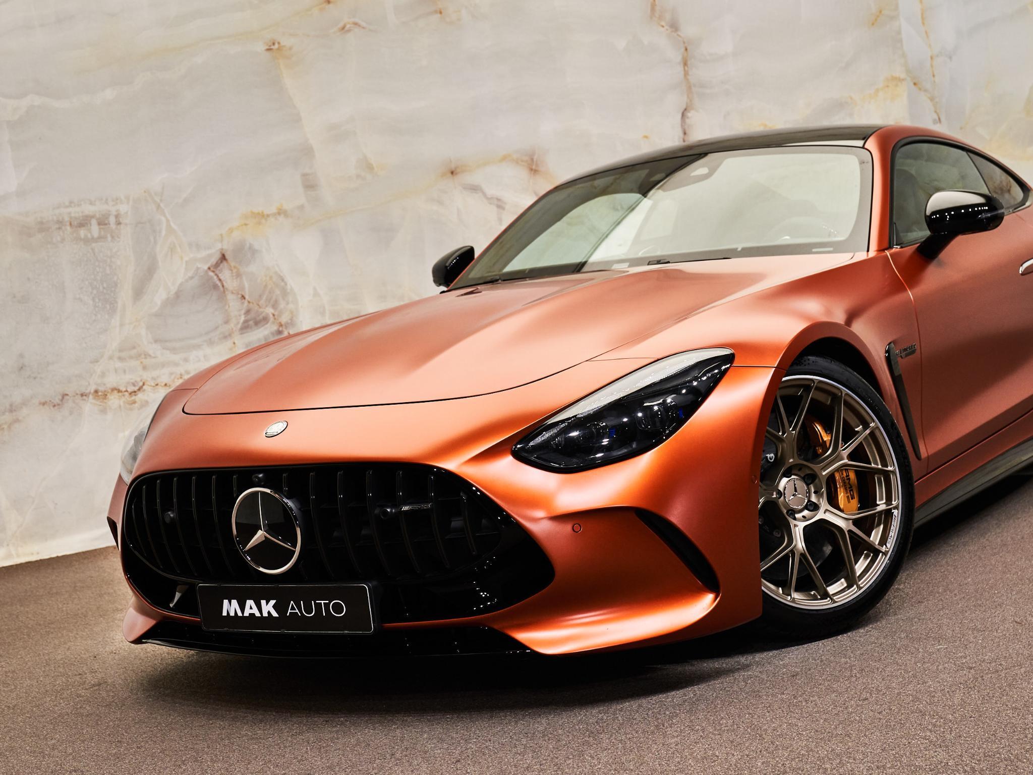 Mercedes-Benz AMG GT - 4