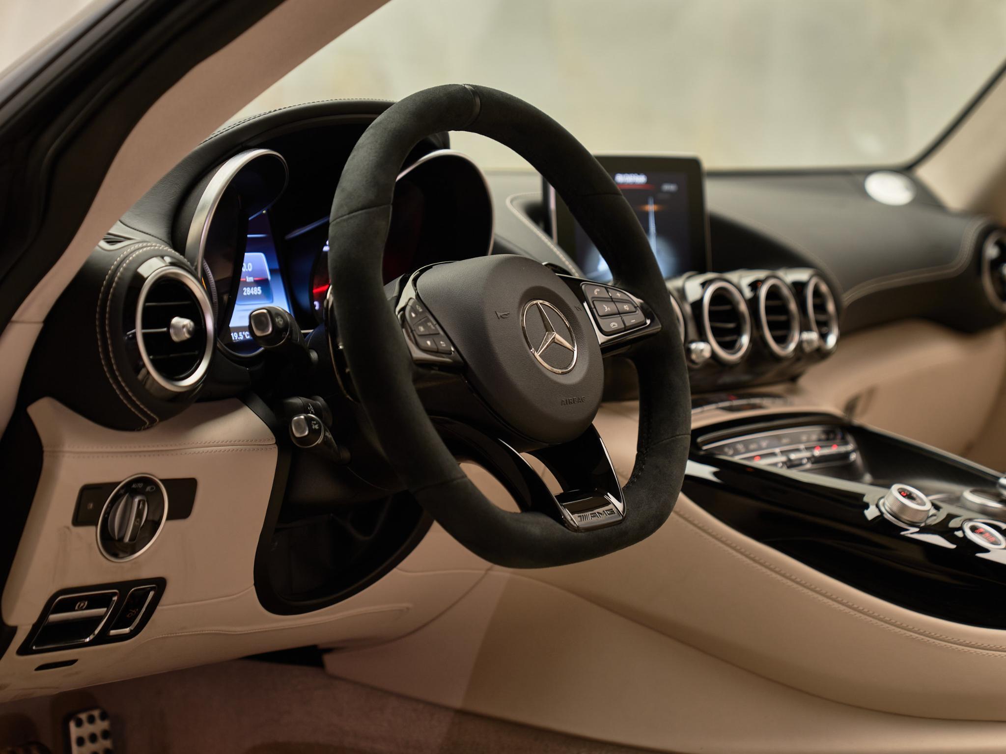 Mercedes-Benz AMG GT - 17