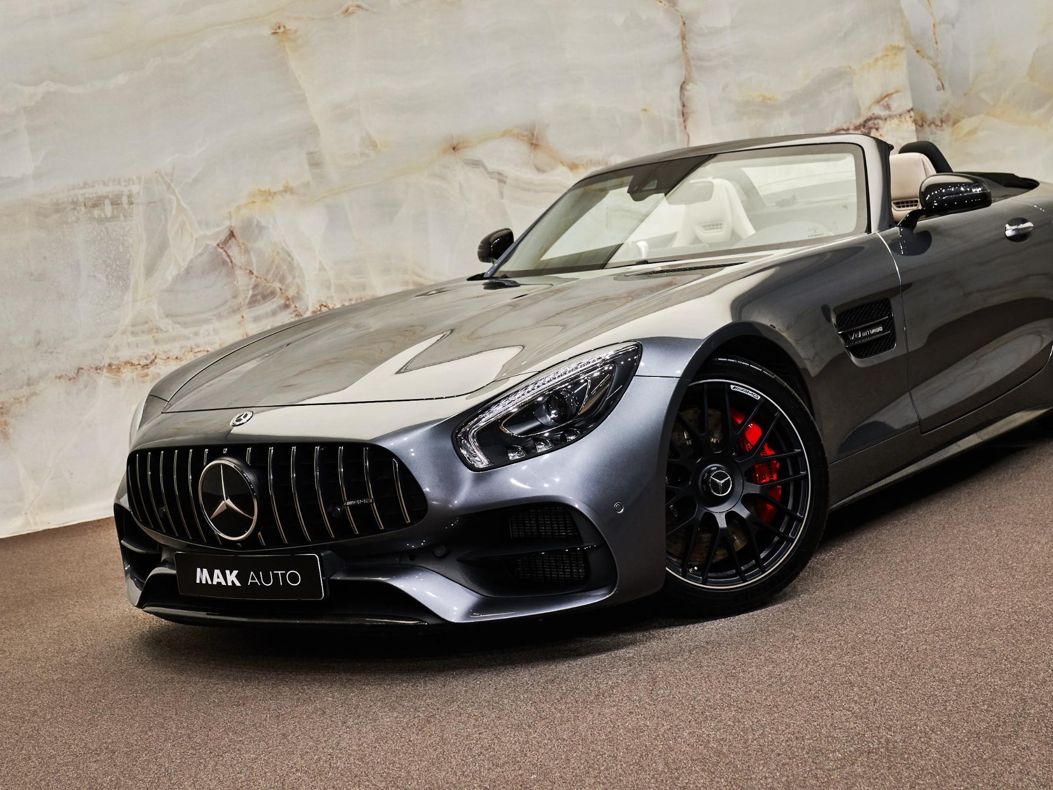 Mercedes-Benz AMG GT - 4