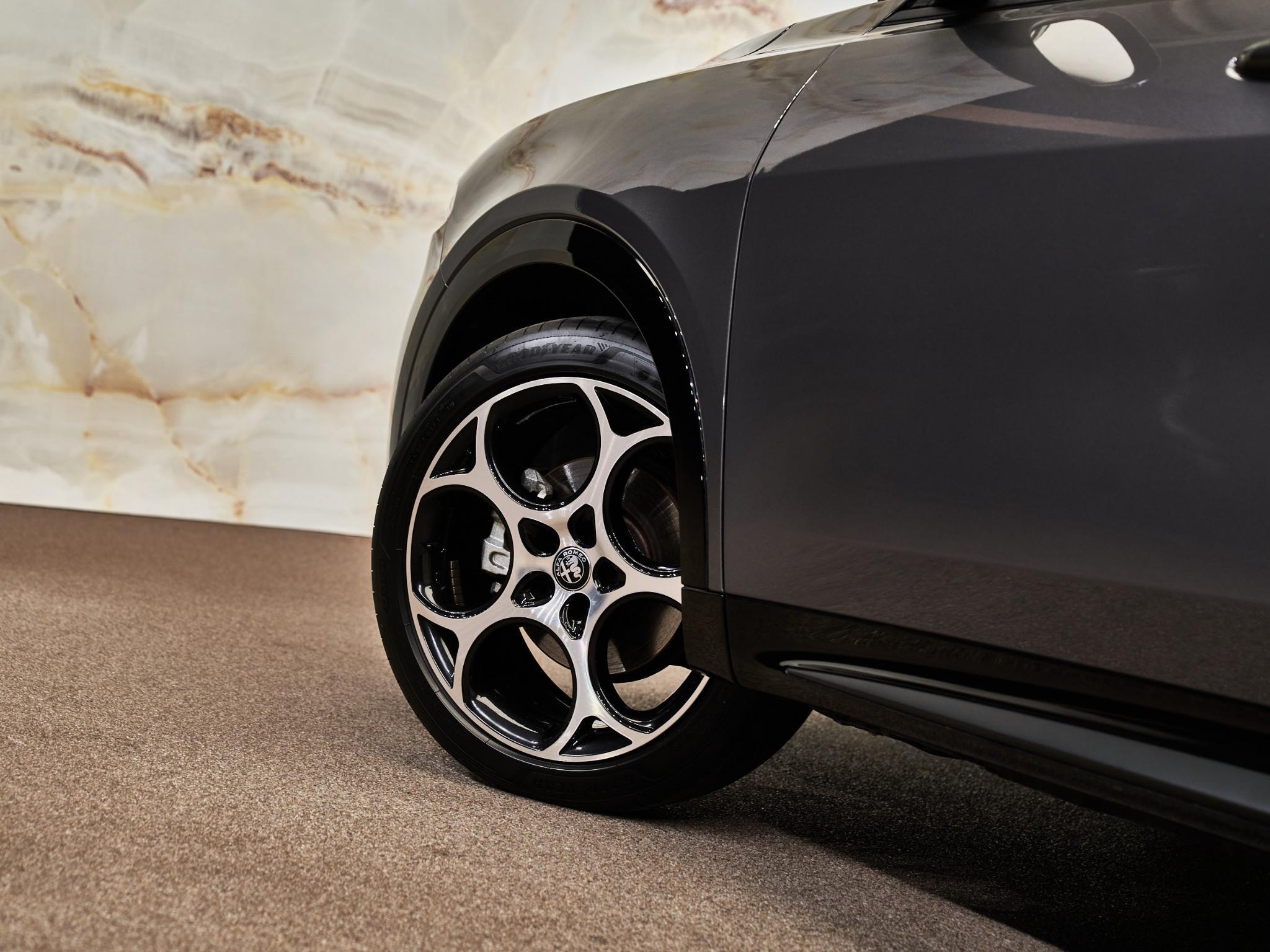 Alfa Romeo Tonale - 23