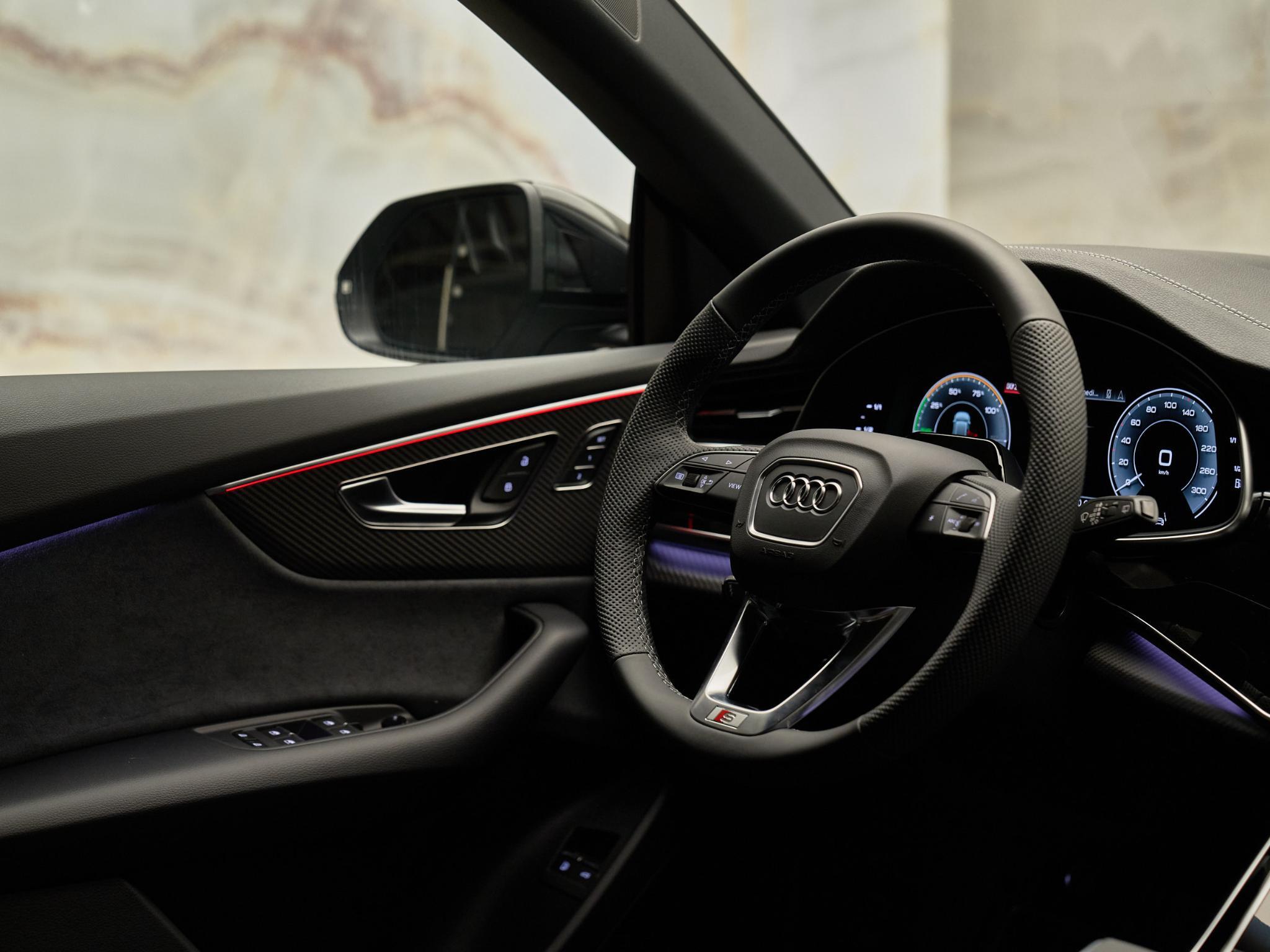 Audi Q8 - 25