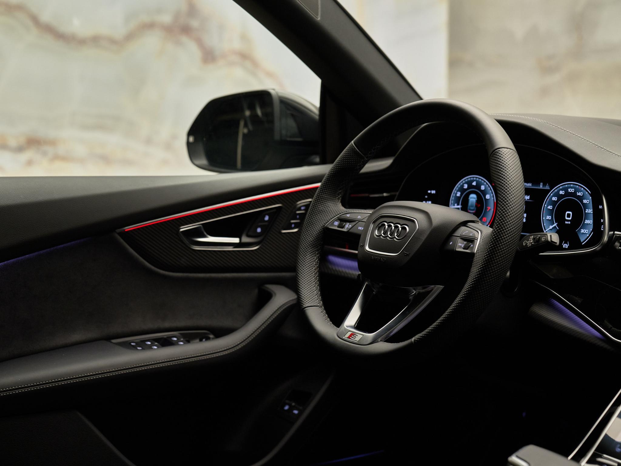 Audi Q8 - 25