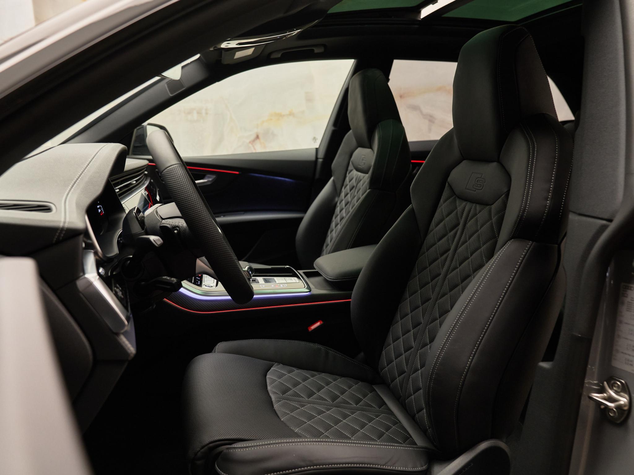 Audi Q8 - 7