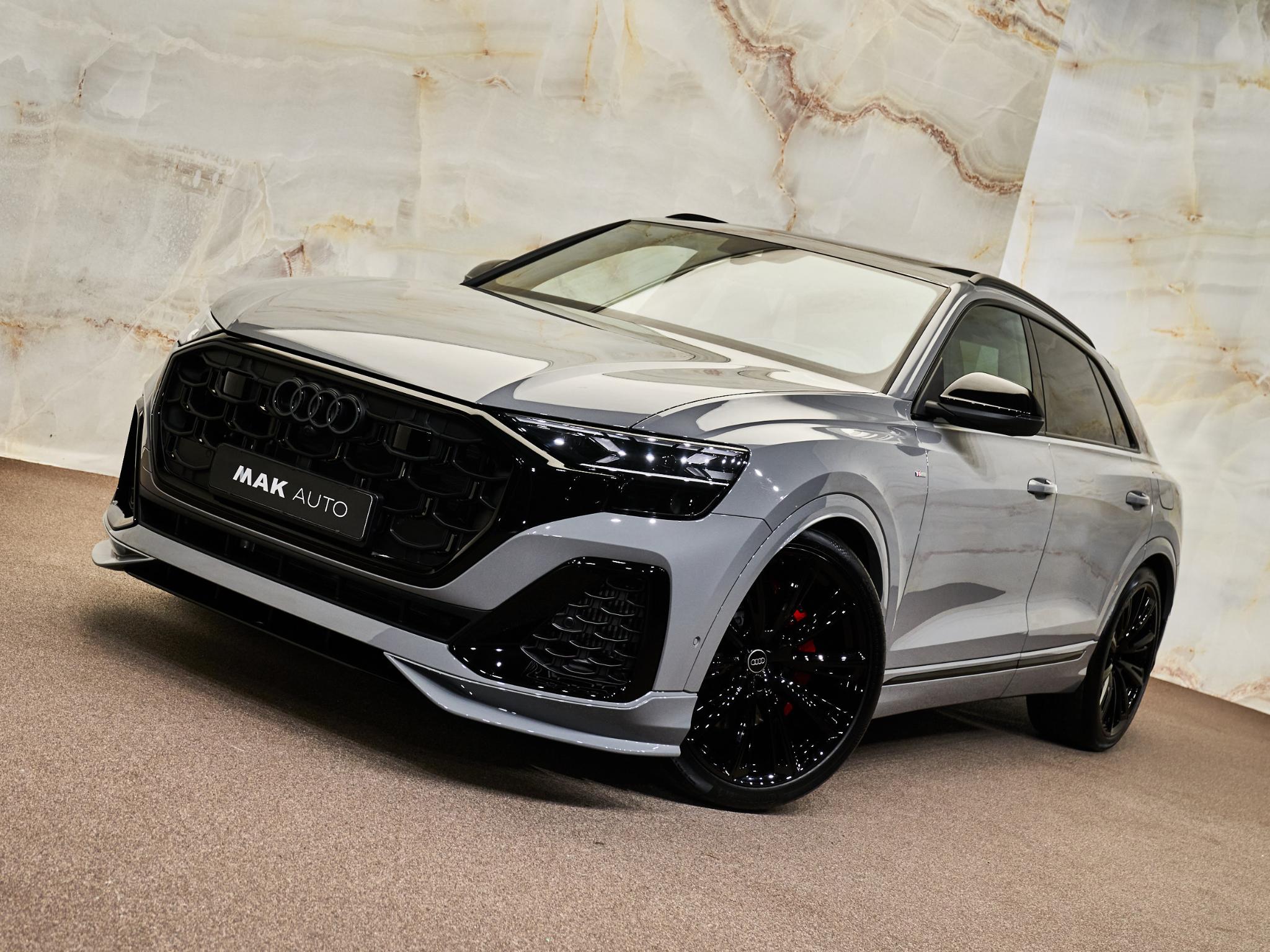 Audi Q8 - 32
