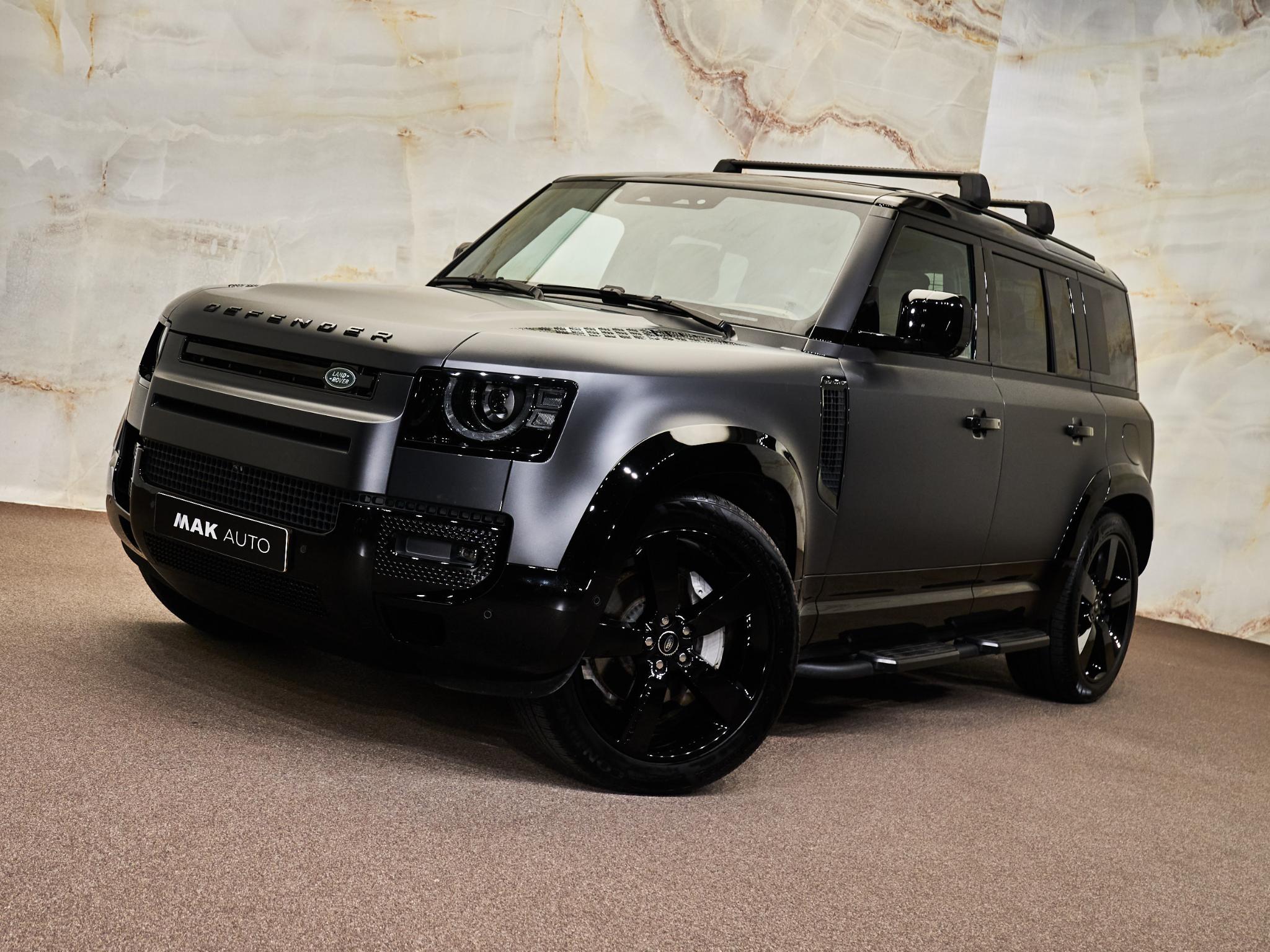 Land Rover Defender - 31