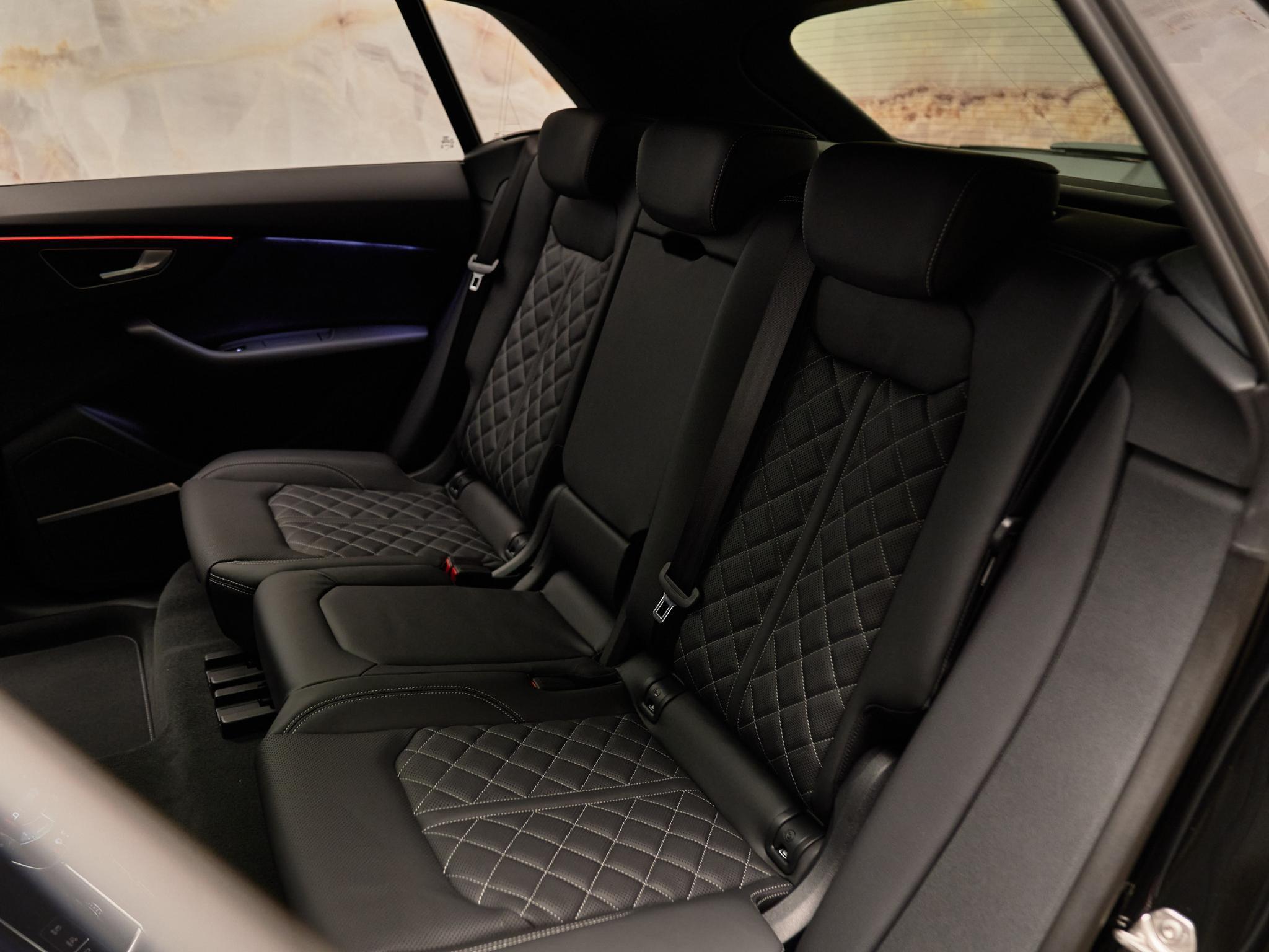 Audi Q8 - 27