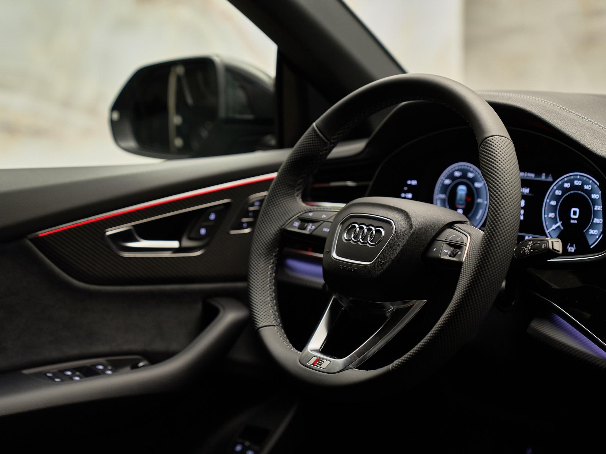 Audi Q8 - 24