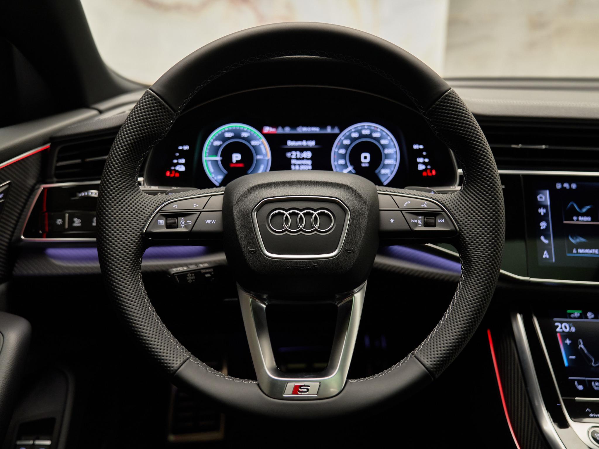 Audi Q8 - 18