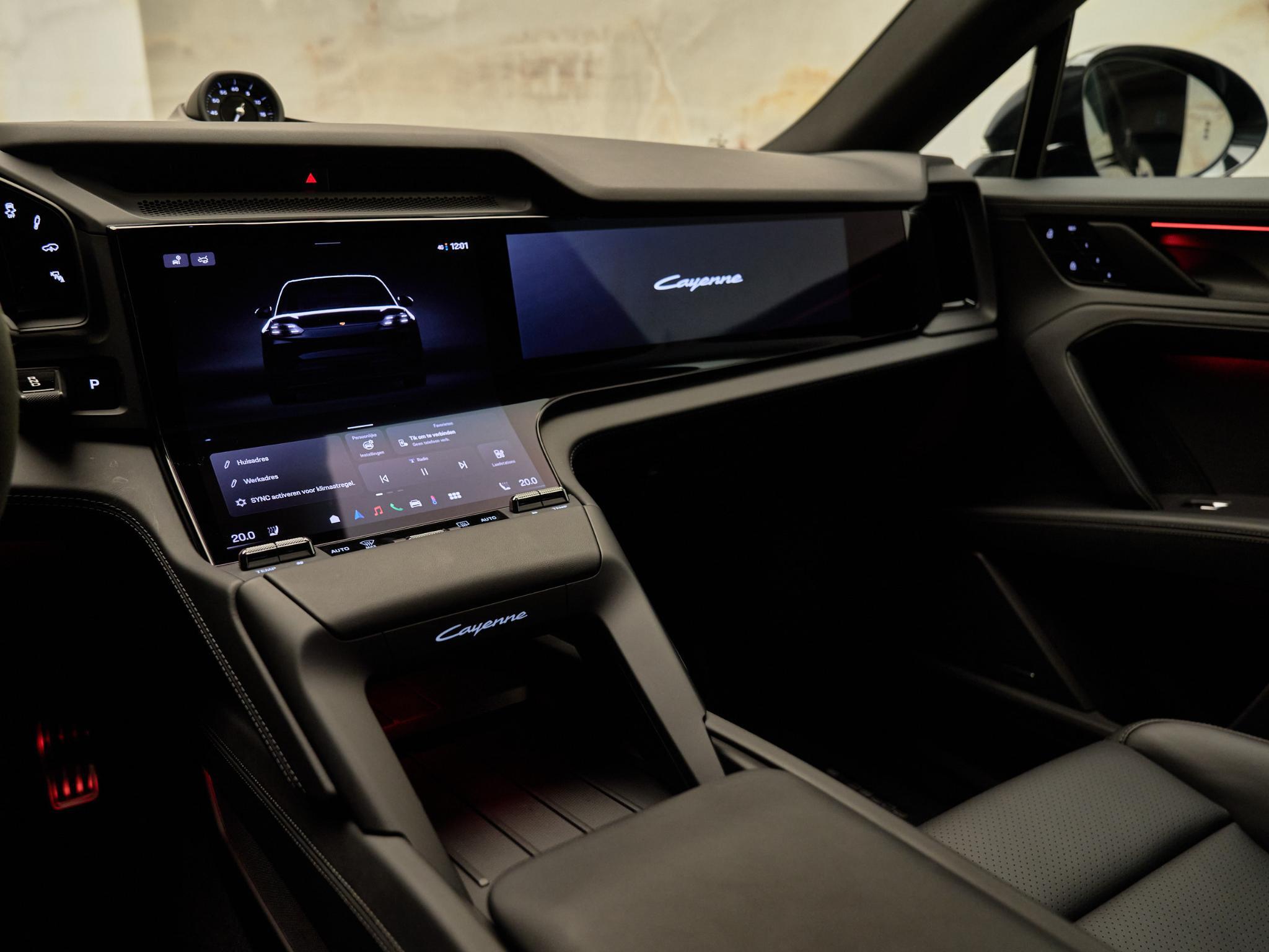 Porsche Cayenne - 22
